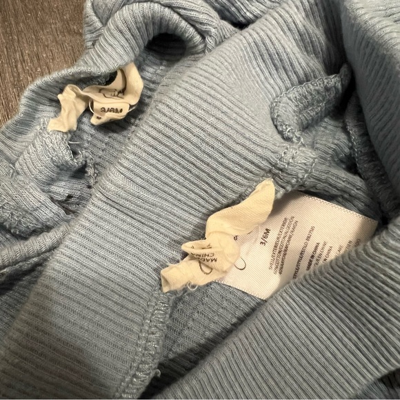 Jessica Simpson Blue with Black Floral Design Sweatshirt and Pants - Picture 6 of 6